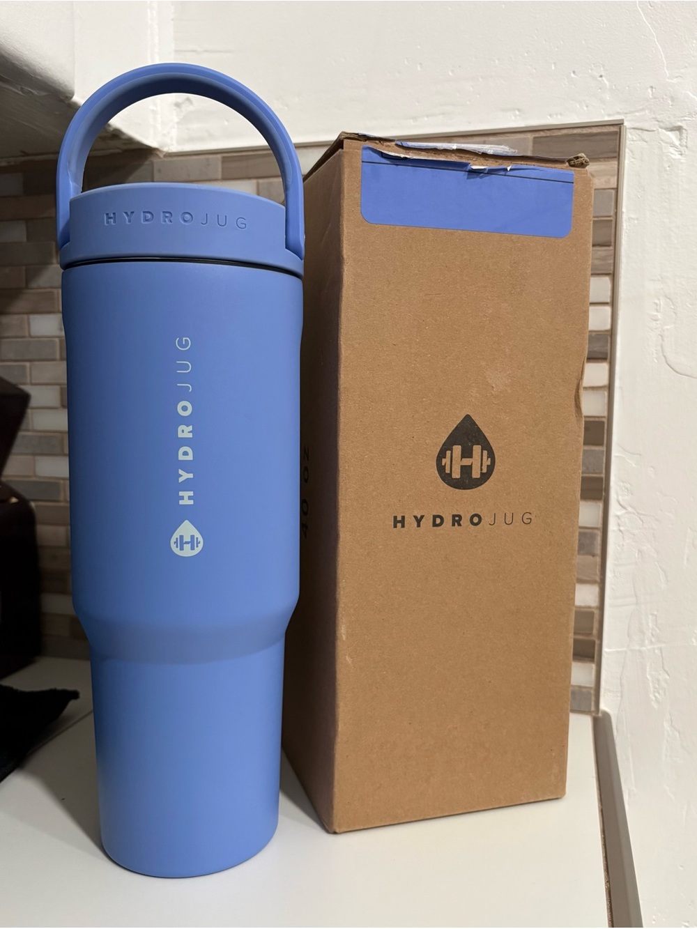 NEW Hydrojug 40oz light blue tumbler